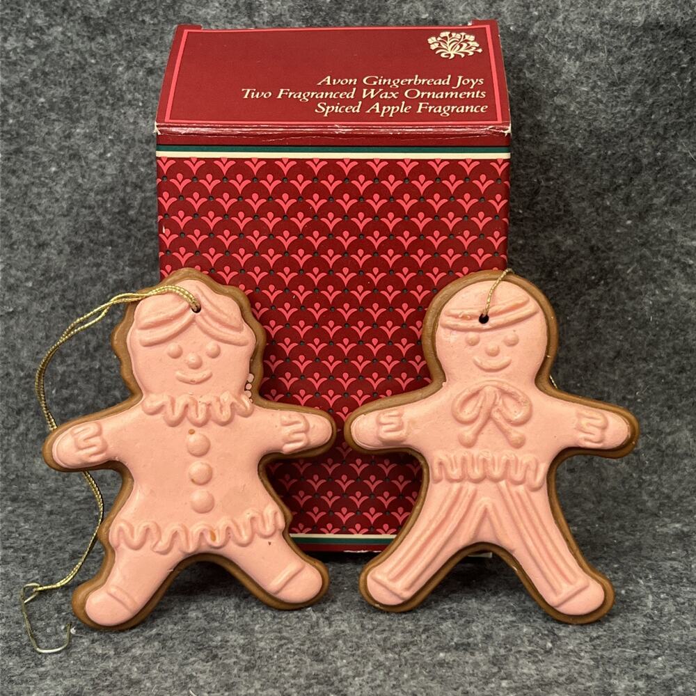 Vintage 1981 Avon Gingerbread Joys Fragranced Wax Ornaments Spiced Apple Set 2